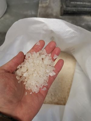 좋은 가격 물 처리 및 직물 염색을 위한 안정적인 황산알루미늄 온라인으로